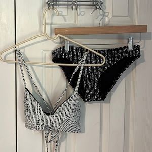 Athleta women’s bikini size small
